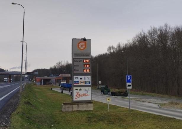 Gas Truck Centrum Holíč Exteriör bild